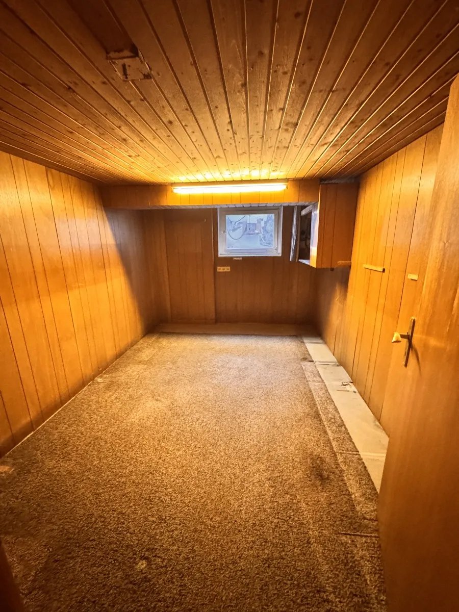 Keller