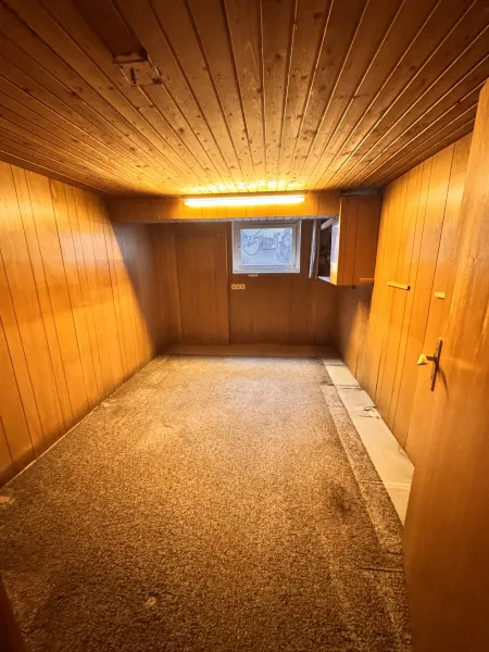 Keller